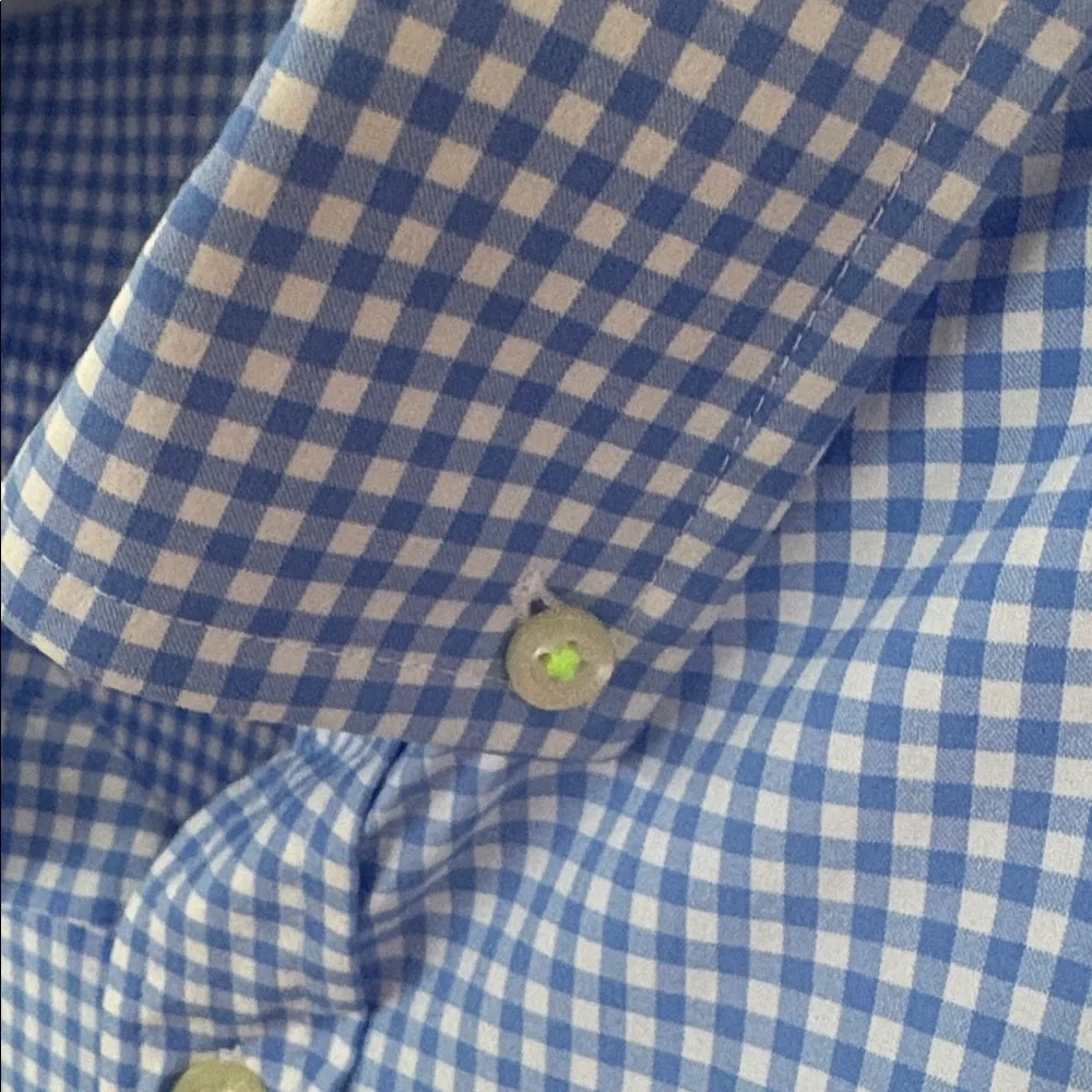 Men’s Vineyard Vines performance Tucker shirt. - Picture 6 of 15